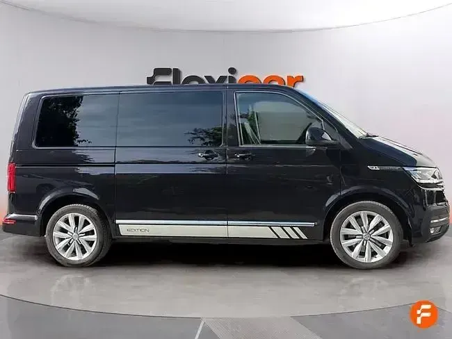Usado VW Multivan 204 CV (150 kW) 2022 Negro Monovolumen