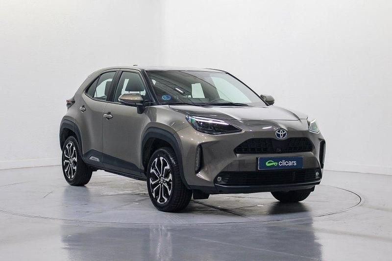Usado Toyota Yaris Hybrid Business Edition 116 CV (85 kW) 2022