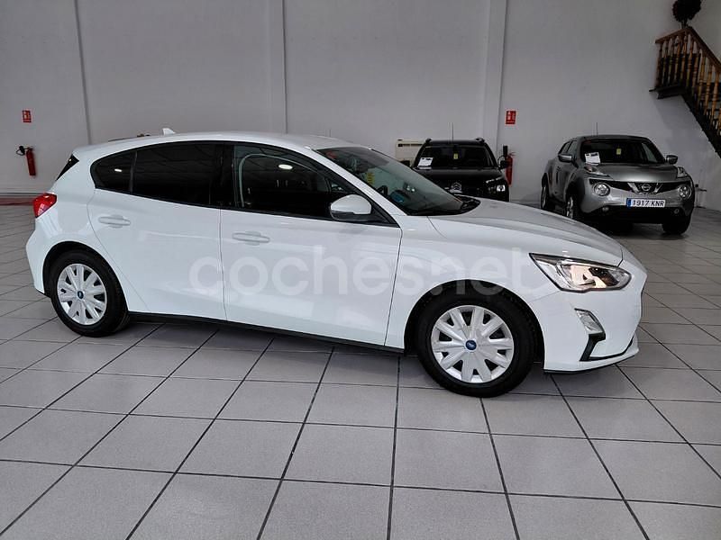 Usado Ford Focus Trend 95 CV (69 kW) 2019 Blanco Berlina