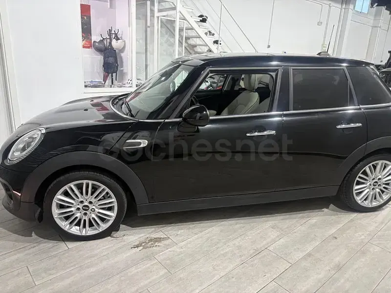 Usado Mini Cooper 136 CV (100 kW) 2017 Negro Utilitario