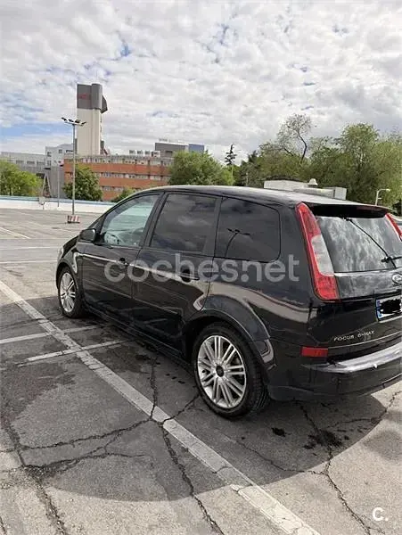 Usado Ford C-MAX Ghia 136 CV (100 kW) 2006 Negro Monovolumen