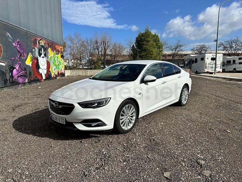 Usado Opel Insignia Innovation 170 CV (125 kW) 2019 Blanco Berlina