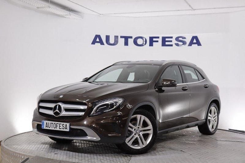Marron Usado 2014 Mercedes GLA200 SUV | 17.450 € (Buen precio) - Imagen 1/4
