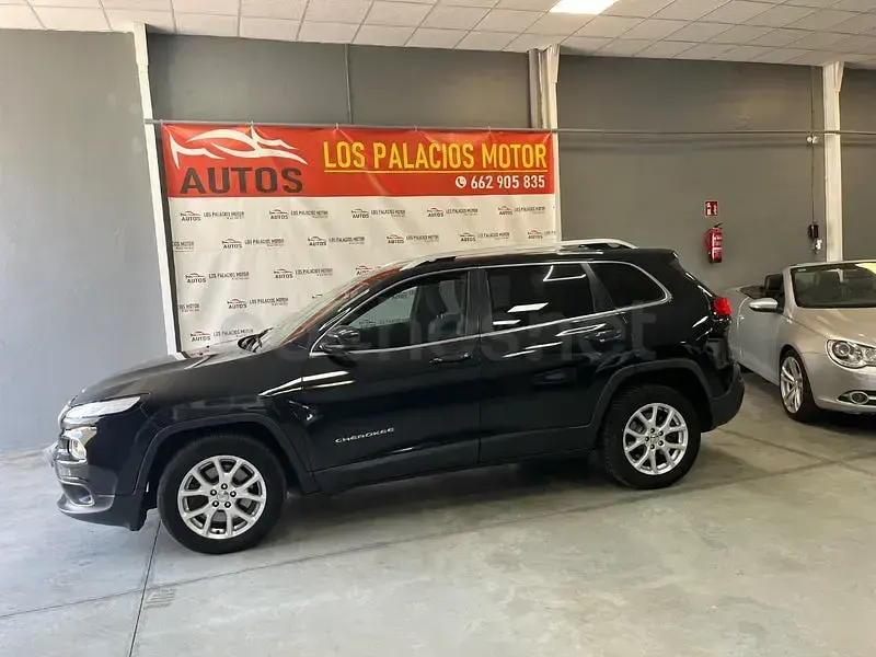 Usado Jeep Cherokee Longitude 140 CV (102 kW) 2015 Negro SUV