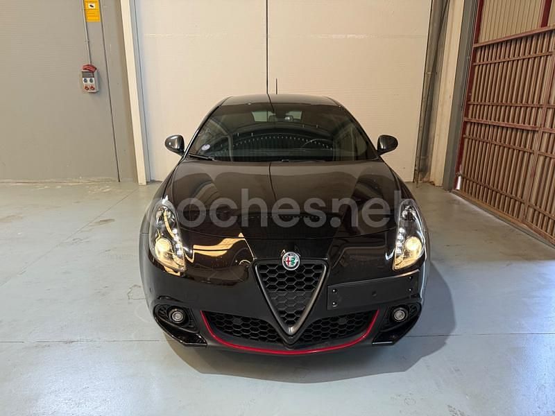 Granate Usado 2017 Alfa Romeo Giulietta Berlina | 14.900 € - Imagen 1/4