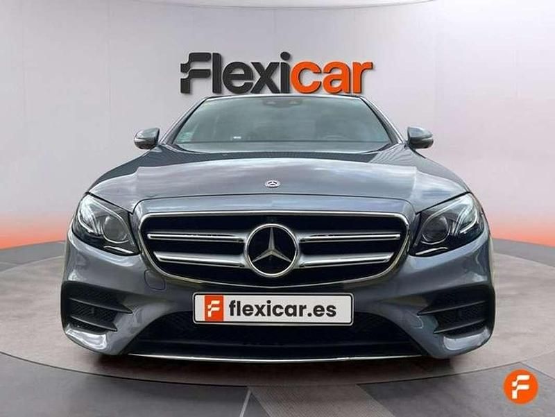 Usado Mercedes E220 194 CV (142 kW) 2018 Gris Berlina