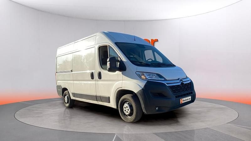 Usado Citroën Jumper 140 CV (102 kW) 2021 Blanco Monovolumen