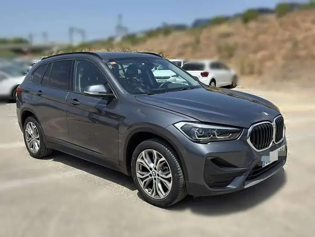 Usado BMW X1 178 CV (130 kW) 2021 Gris SUV