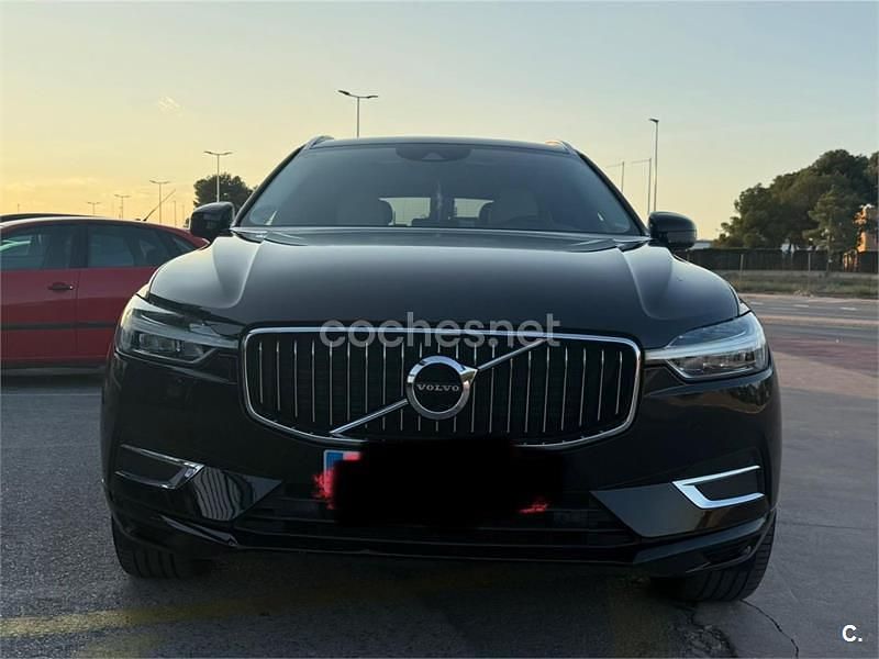 Negro Usado 2020 Volvo XC60 Inscription SUV | 29.000 € (Un poco caro) - Imagen 1/4