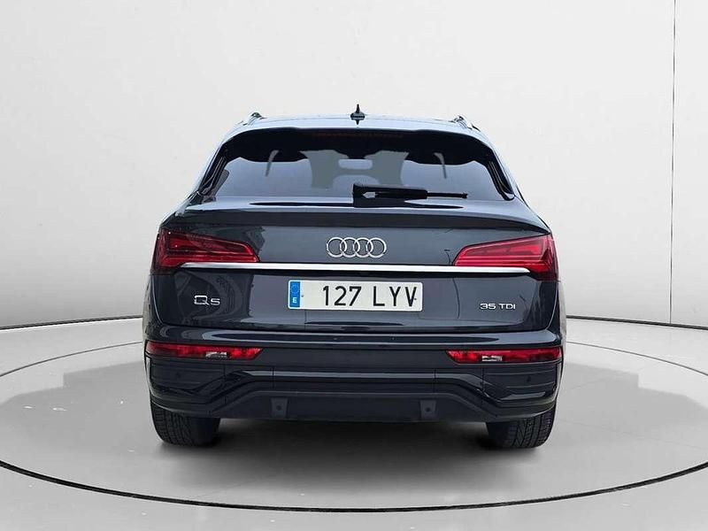 Usado Audi Q5 Advanced 165 CV (121 kW) 2022 Gris SUV