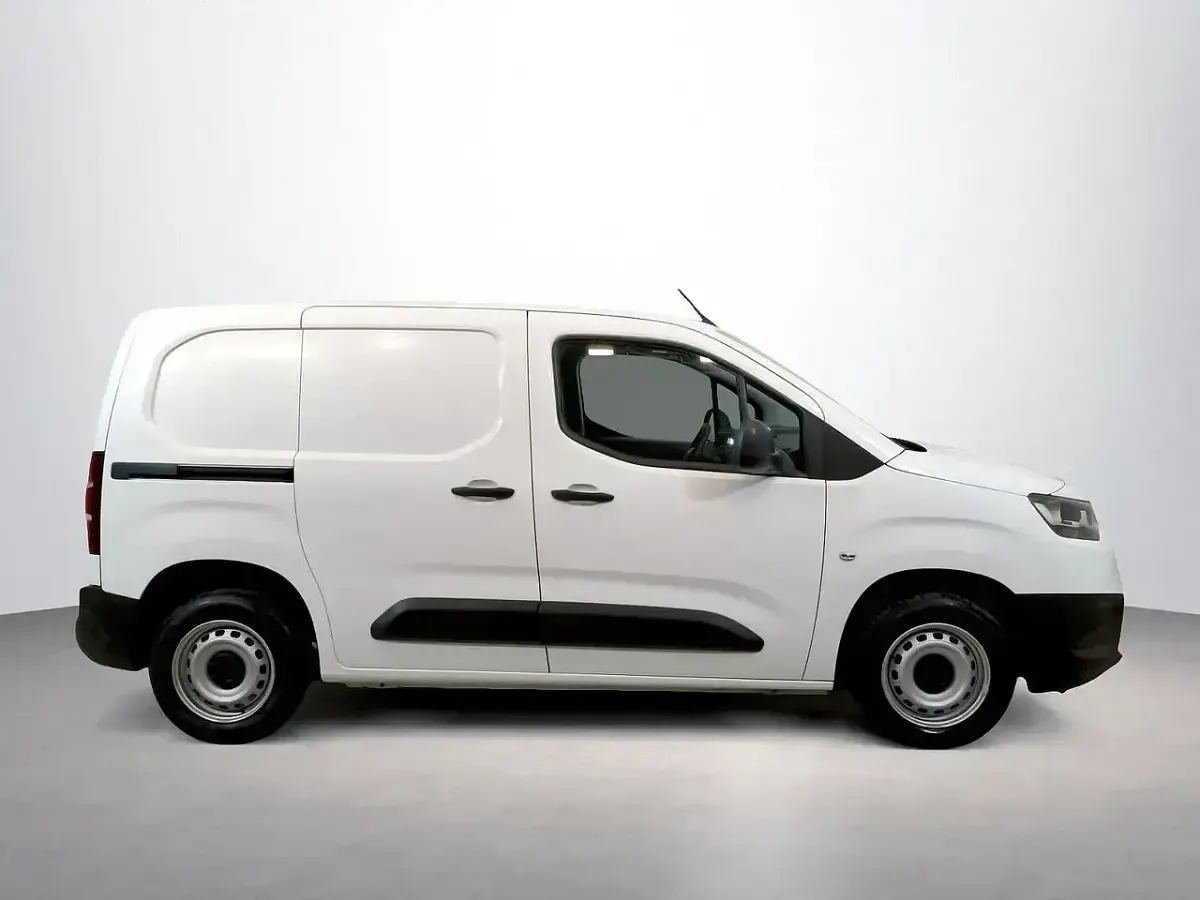 Usado Toyota Proace City City 103 CV (75 kW) 2021 Blanco Monovolumen