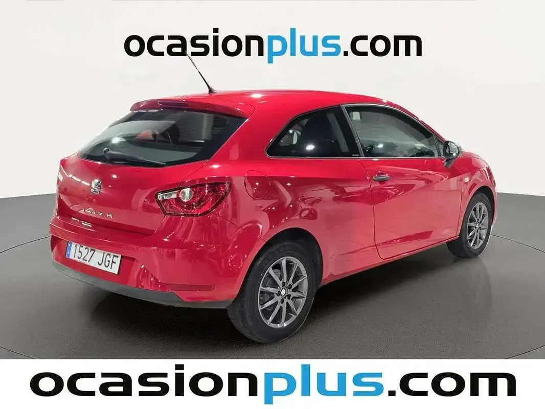 Usado Seat Ibiza SC Reference 70 CV (51 kW) 2015 Rojo Utilitario