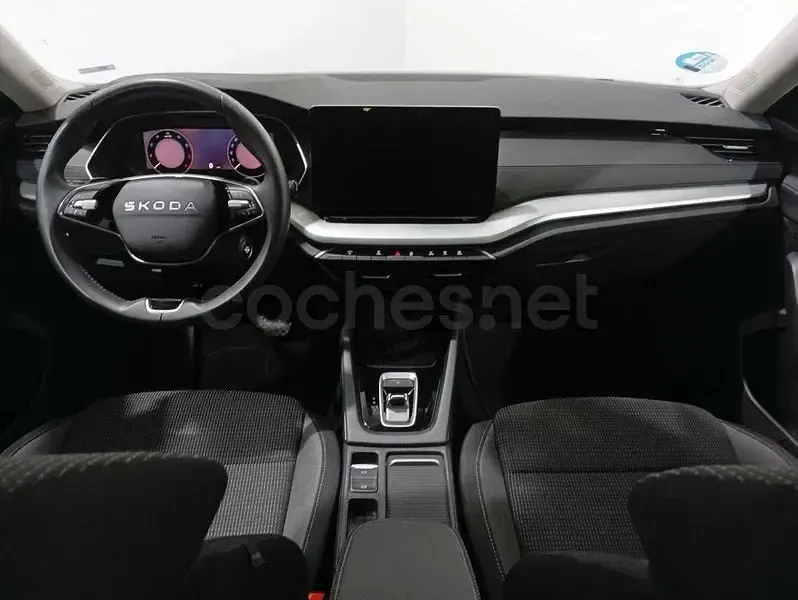 Usado Skoda Octavia Selection 150 CV (110 kW) 2025 Blanco Utilitario
