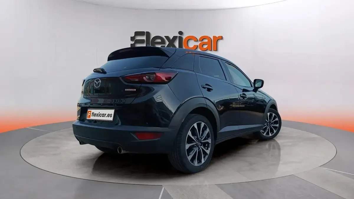 Usado Mazda CX-3 121 CV (88 kW) 2021 Negro SUV