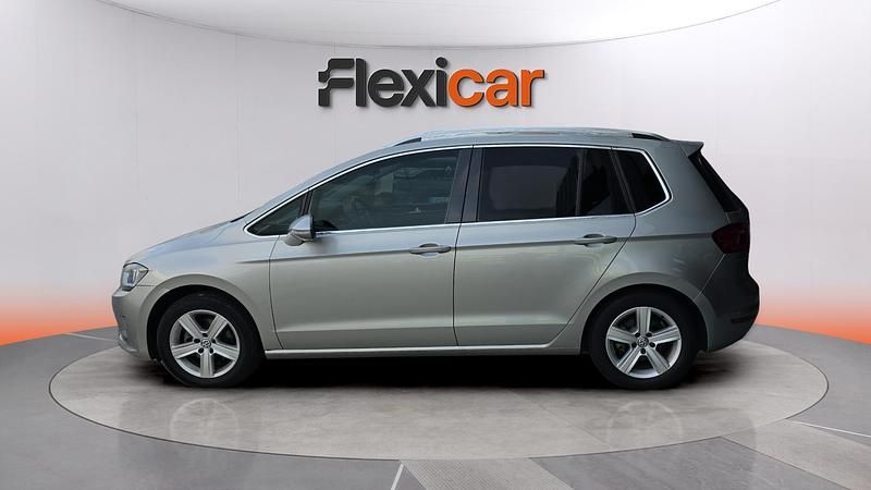 Usado VW Golf Sportsvan Advance 125 CV (91 kW) 2016 Gris Monovolumen