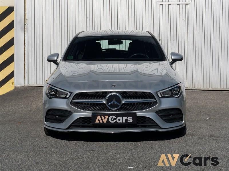 Usado Mercedes CLA200 Shooting Brake 163 CV (119 kW) 2022 Gris / plata Familiar