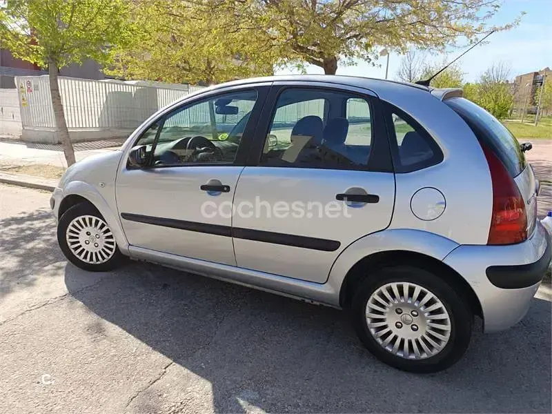 Occasion Citroën C3 75 ch (55 kW) 2005 Gris Berline