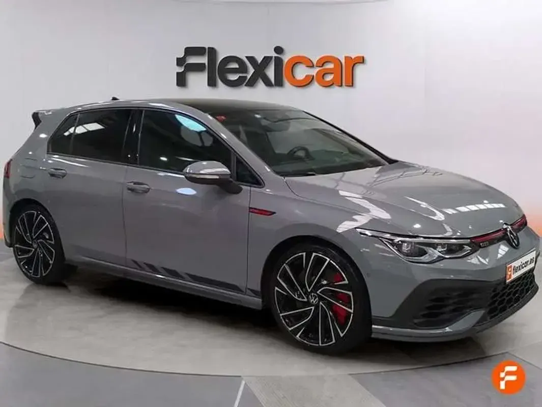 Usado VW Golf VII GTI 301 CV (221 kW) 2021 Gris Utilitario