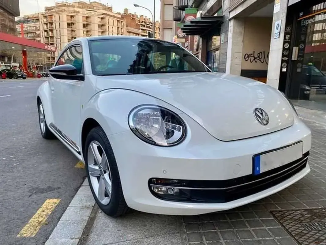 Usado VW Beetle Sport 150 CV (110 kW) 2016 Blanco Utilitario