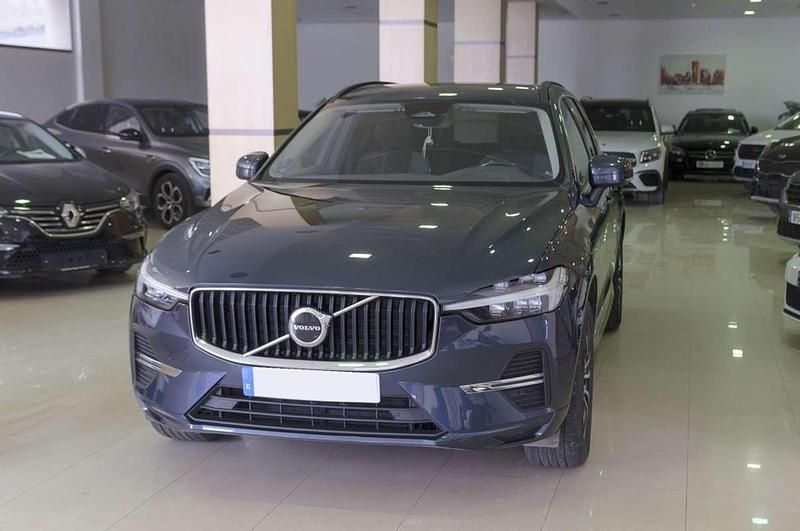 Occasion Volvo XC60 Core 197 ch (144 kW) 2023 Bleue SUV