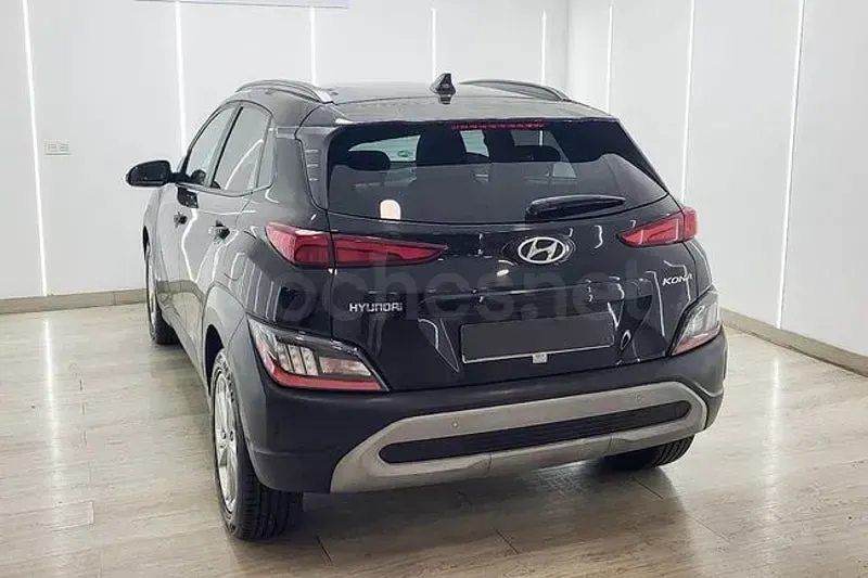 Usado Hyundai Kona 120 CV (88 kW) 2022 Negro SUV