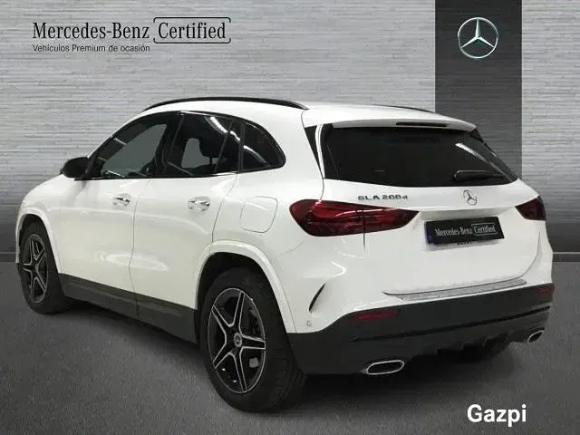 Usado Mercedes GLA200 150 CV (110 kW) 2026 Blanco polar SUV