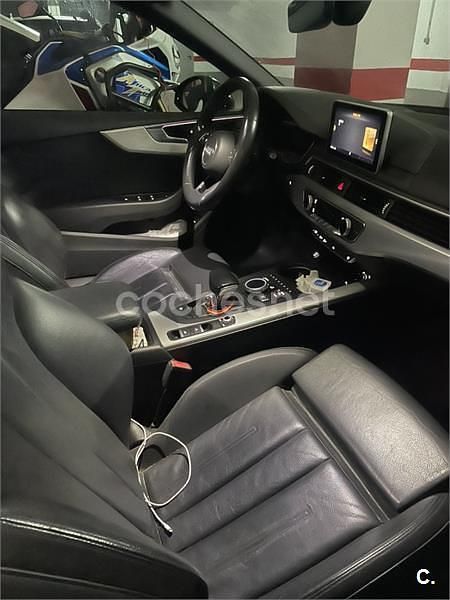 Usado Audi A5 Cabriolet S-Line 190 CV (139 kW) 2019 Gris / plata Descapotable