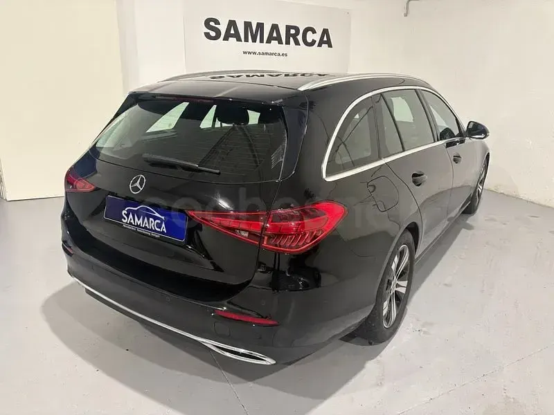 Usado Mercedes C200 163 CV (119 kW) 2022 Negro Familiar