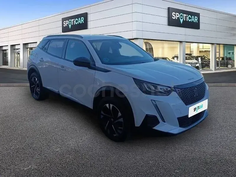 Usado Peugeot 3008 Allure 130 CV (95 kW) 2021 Blanco SUV