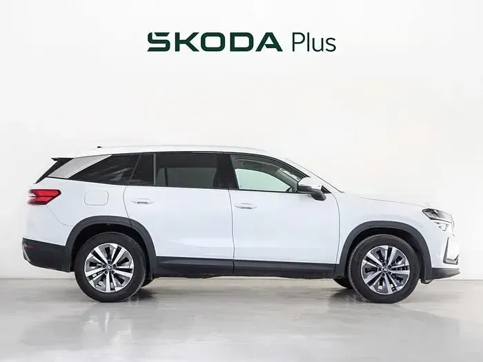 Begagnad Skoda Kodiaq Selection 150 HK (110 kW) 2025 Vit SUV
