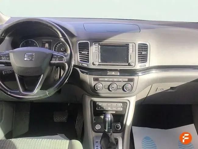 Usado Seat Alhambra 150 CV (110 kW) 2019 Negro Monovolumen