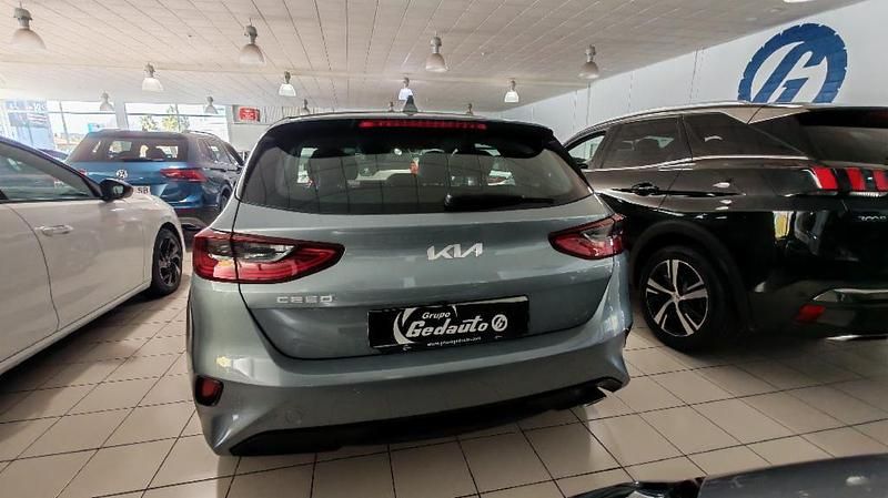 Usado Kia Ceed 100 CV (73 kW) 2025 Otro Utilitario