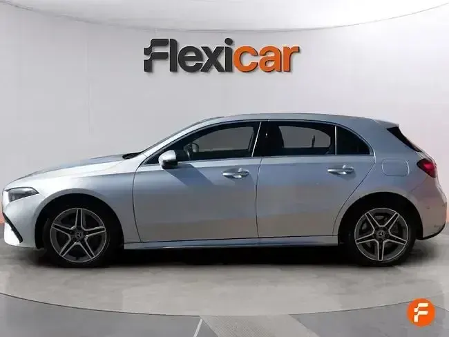 Käytetty Mercedes A250 218 HP (160 kW) 2023 Harmaa Sedan