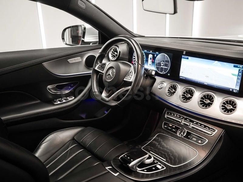 Usado Mercedes E220 194 CV (142 kW) 2018 Gris / plata Coupe