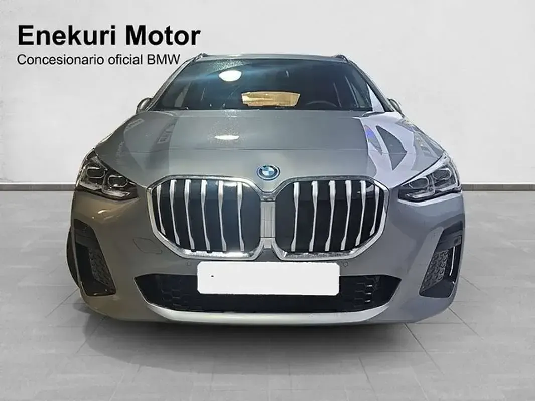 Usado BMW 225 Active Tourer 245 CV (180 kW) 2026 Gris Monovolumen