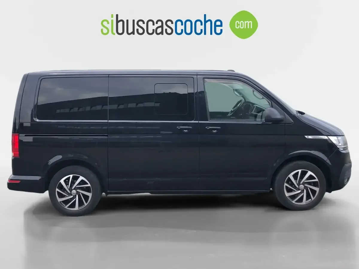 Usado VW Multivan 150 CV (110 kW) 2022 Negro Monovolumen