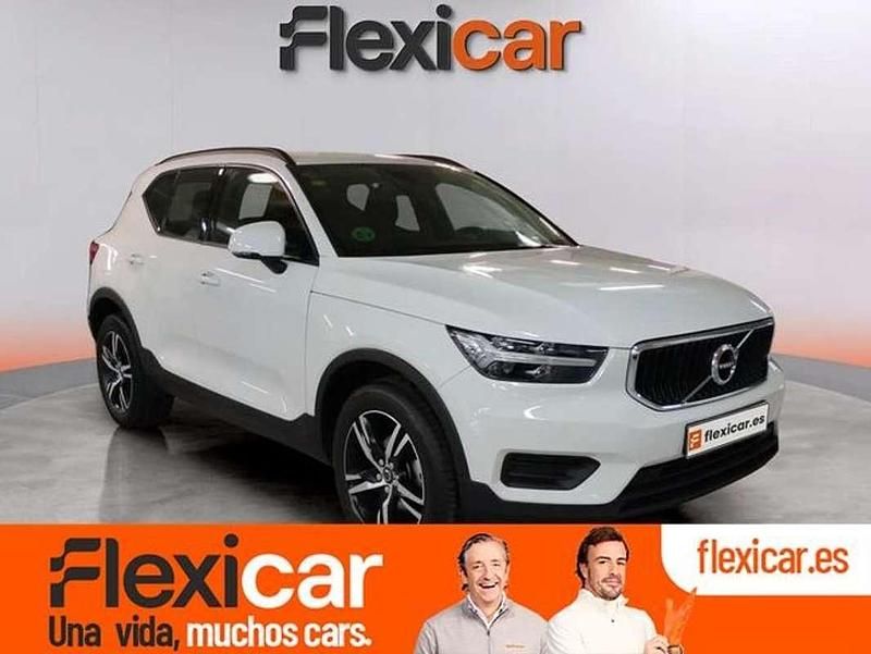 Blanco Usado 2018 Volvo XC40 Momentum SUV | 20.590 € (Precio justo) - Imagen 1/4