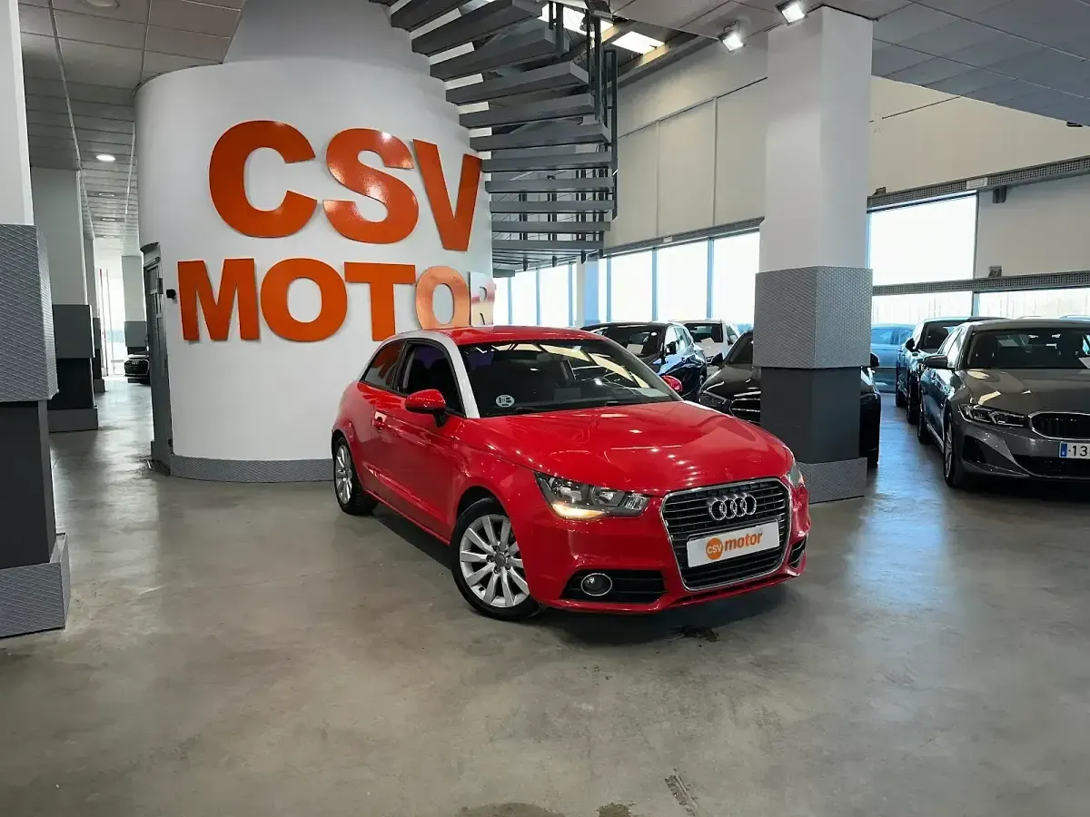 Usado Audi A1 Ambition 90 CV (66 kW) 2013 Rojo Utilitario