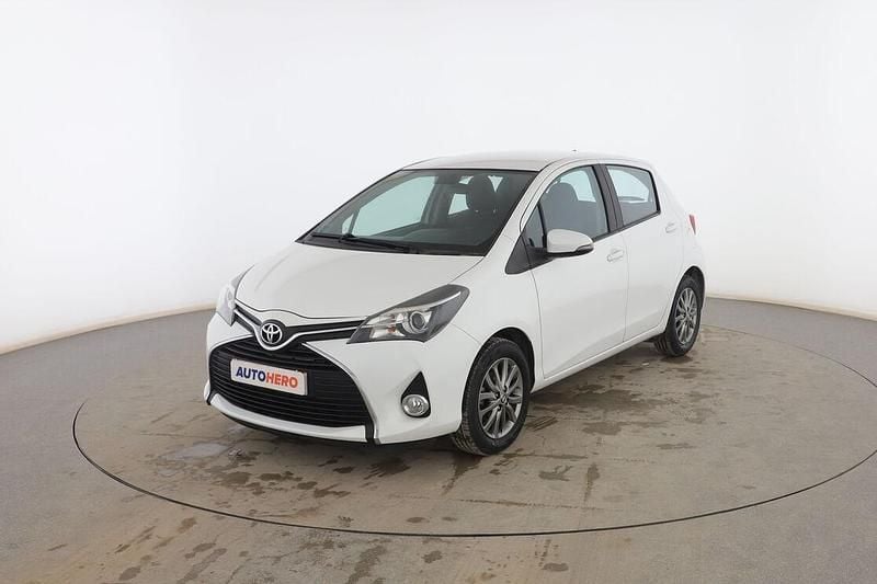 Blanco Usado 2016 Toyota Yaris Active Berlina | 12.699 € (Precio justo) - Imagen 1/3