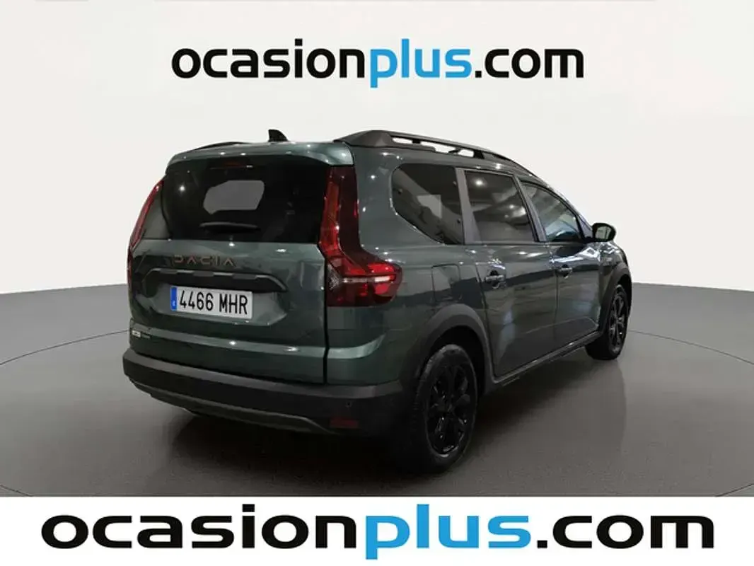 Usado Dacia Jogger Extreme 140 CV (102 kW) 2023 Verde Monovolumen