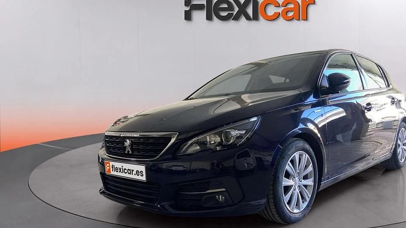 Usado Peugeot 308 Style 131 CV (96 kW) 2020 Azul Berlina