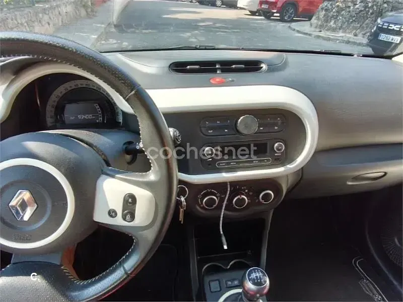 Usado Renault Twingo Zen 90 CV (66 kW) 2017 Blanco Utilitario