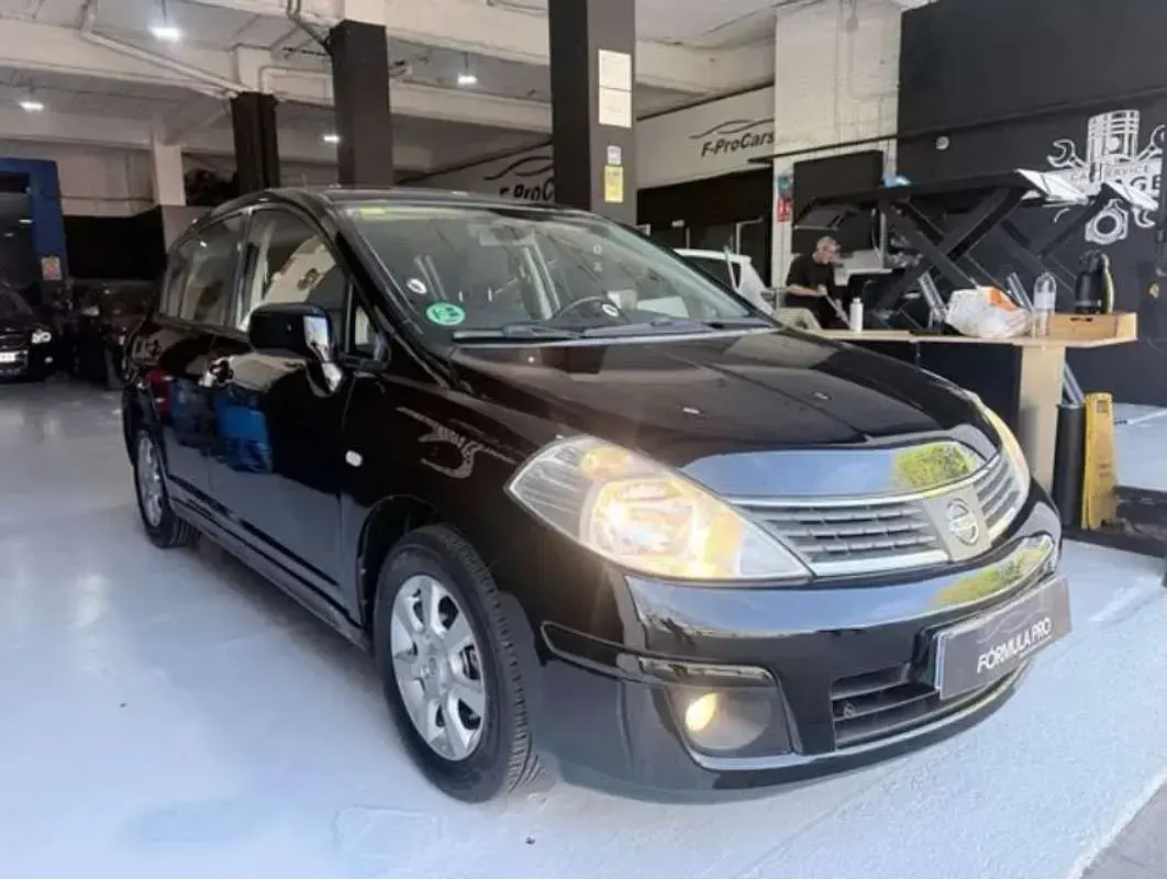 Usado Nissan Tiida Acenta 110 CV (80 kW) 2008 Utilitario