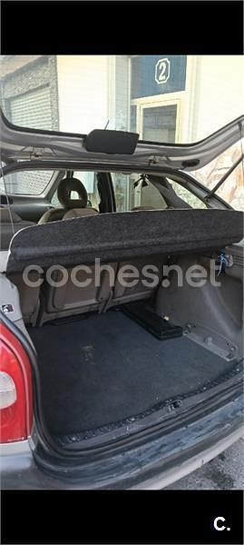 Gris / plata Usado 2003 Citroën Xsara Picasso Monovolumen | 1460 € (Precio justo) - Imagen 1/4