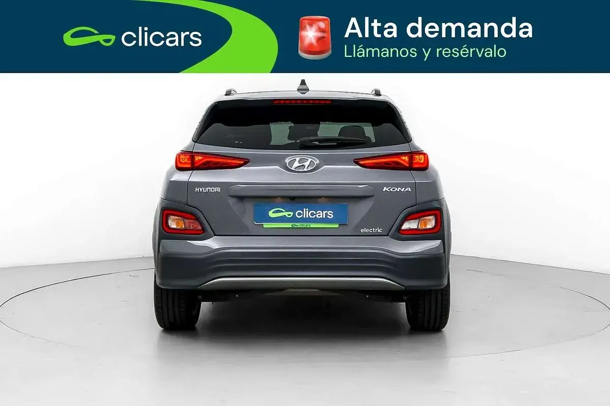 Usado Hyundai Kona 100 kW (136 CV) 2020 Gris SUV