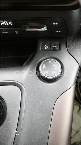 Usado Peugeot Rifter GT-line 130 CV (95 kW) 2019 Gris / plata Monovolumen