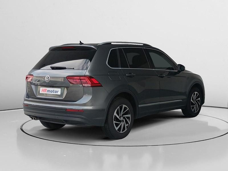 Usado VW Tiguan Advance 151 CV (111 kW) 2019 Gris SUV