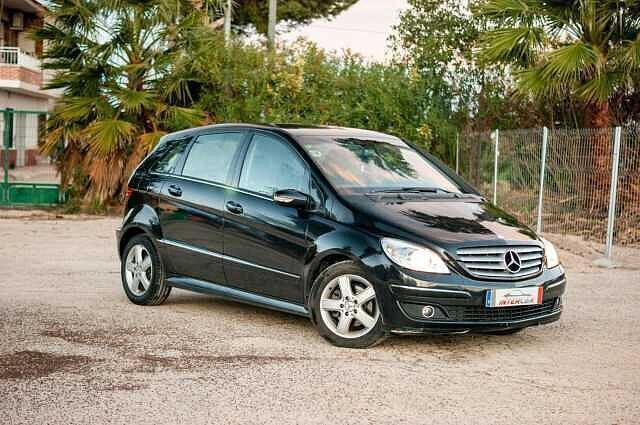 Negro Usado 2006 Mercedes B200 Monovolumen | 4900 € (Precio justo) - Imagen 1/4