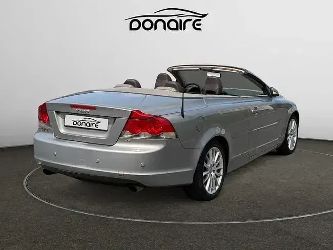 Usado Volvo C70 Summum 180 CV (132 kW) 2007 Gris Descapotable