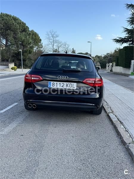 Usado Audi A4 150 CV (110 kW) 2015 Negro Familiar